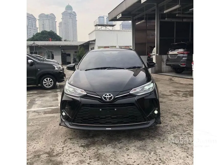 Jual Mobil Toyota Yaris 2024 GR Sport 3 AB (1 Tone) 1.5 di DKI Jakarta Automatic Hatchback Hitam Rp 306.400.000