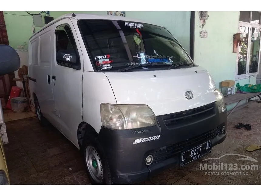 Jual Mobil Daihatsu Gran Max 2010 STD 1.3 di Jawa Timur Manual Van Putih Rp 57.000.000
