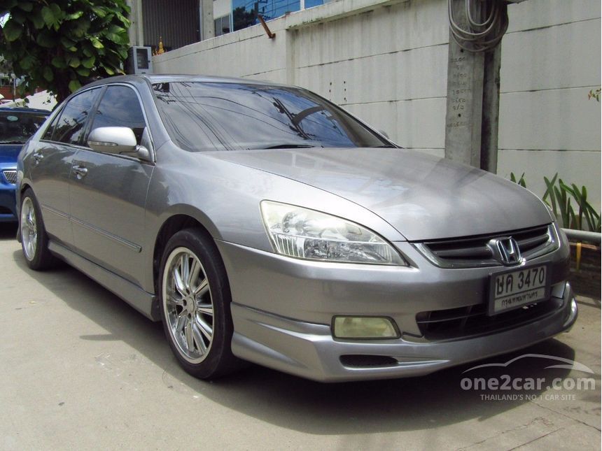 Honda Accord 2003 V6 iVTEC 3.0 in กรุงเทพและปริมณฑล Automatic Sedan สีเทา for 290,000 Baht