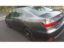 2015 Toyota Camry 2.5 Hybrid Sedan