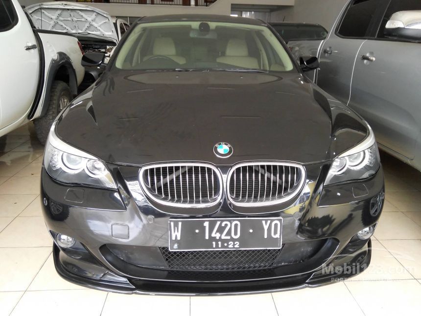 Jual Mobil  BMW  523i 2006 E60  2 5 di Jawa Timur Automatic 