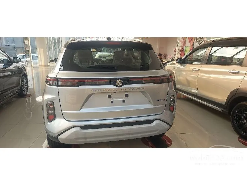 Jual Mobil Suzuki Grand Vitara 2024 MHEV GX Two Tone 1.5 di DKI Jakarta Automatic SUV Silver Rp 299.970.000