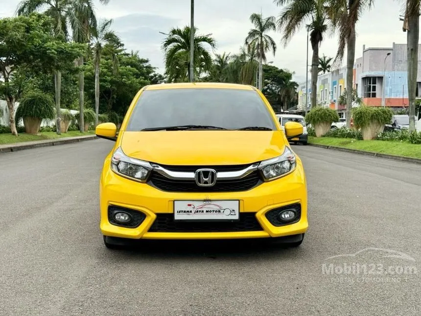 Jual Mobil Honda Brio 2022 E Satya 1.2 di DKI Jakarta Automatic Hatchback Kuning Rp 160.000.000