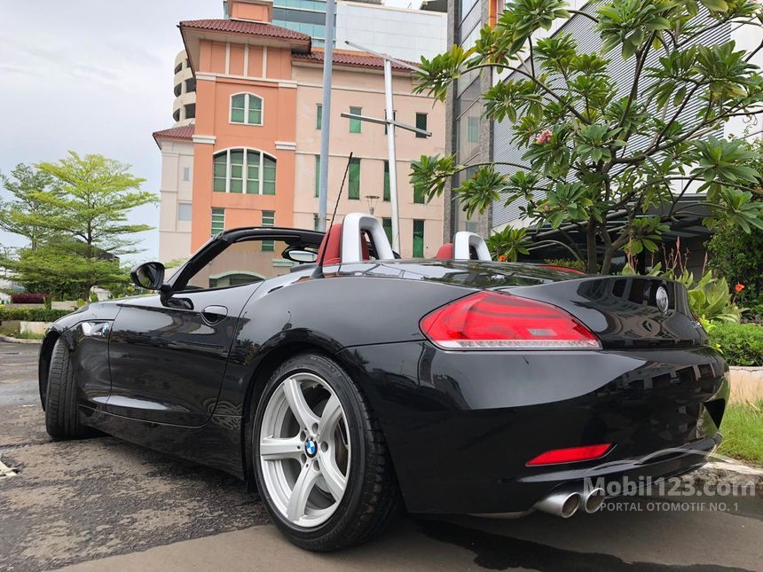  Jual  Mobil  BMW  Z4  2010 sDrive23i 2 5 di DKI Jakarta 