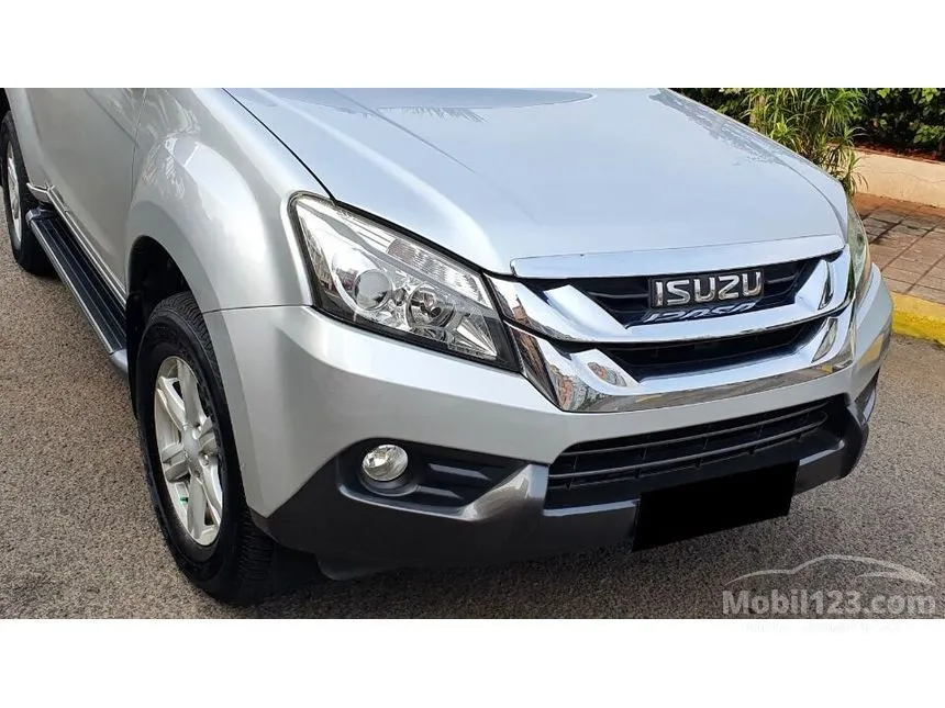 2014 Isuzu MU-X SUV