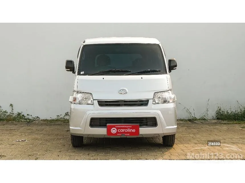 2019 Daihatsu Gran Max Mini Bus D Van
