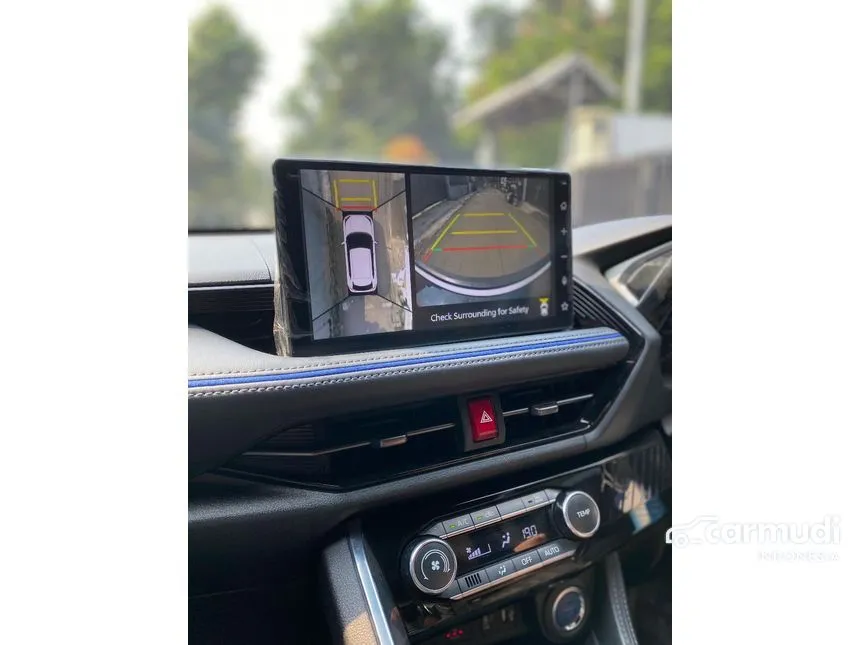 2023 Toyota Yaris Cross S HV (Premium colour) SUV