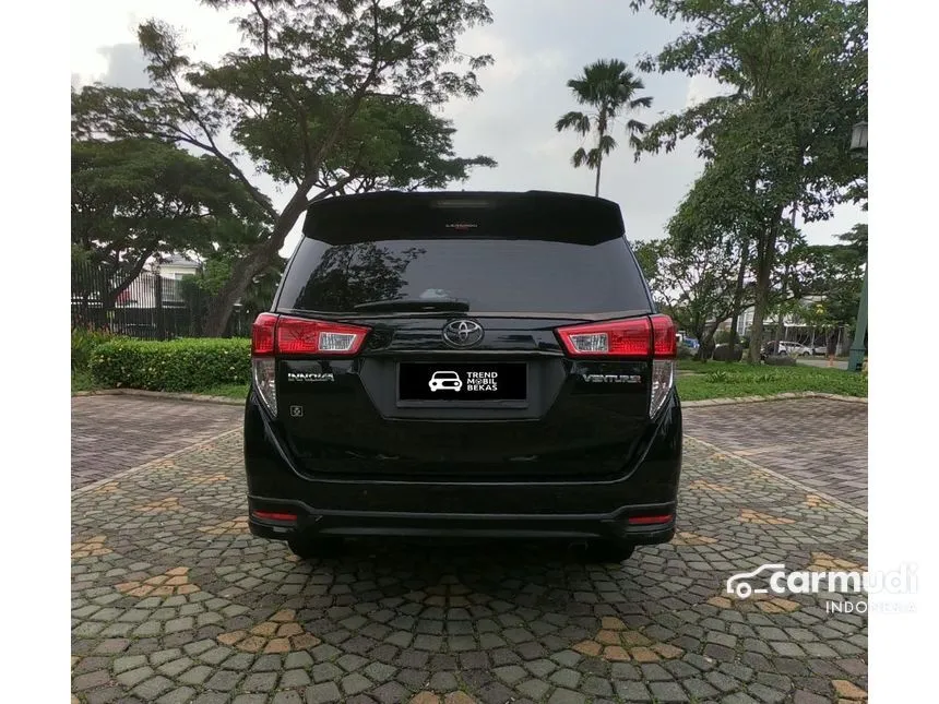 2021 Toyota Kijang Innova Venturer MPV