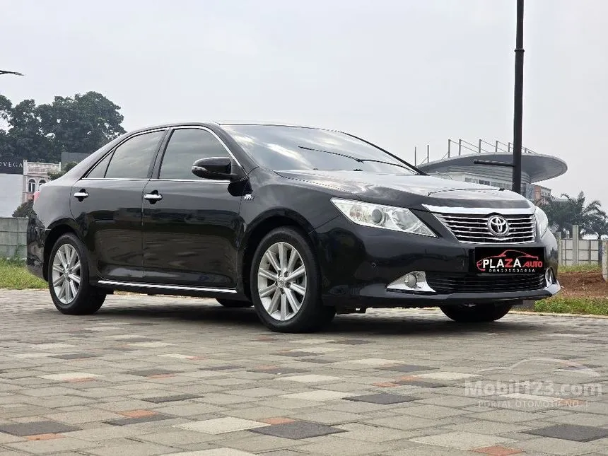 Jual Mobil Toyota Camry 2014 V 2.5 di DKI Jakarta Automatic Sedan Hitam Rp 180.000.000