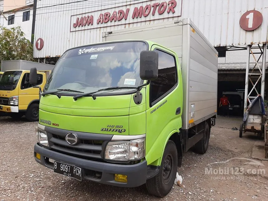 Jual Mobil Hino Dutro 2017 4.0 di DKI Jakarta Manual Trucks Hijau Rp 215.000.000