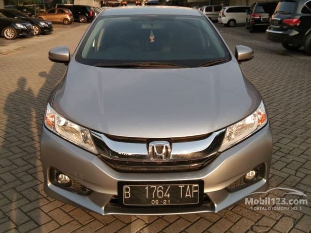 Honda City Mobil bekas dijual di Dki-jakarta Indonesia 