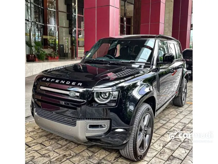 2024 Land Rover Defender 110 P300 Explorer Package HSE SUV