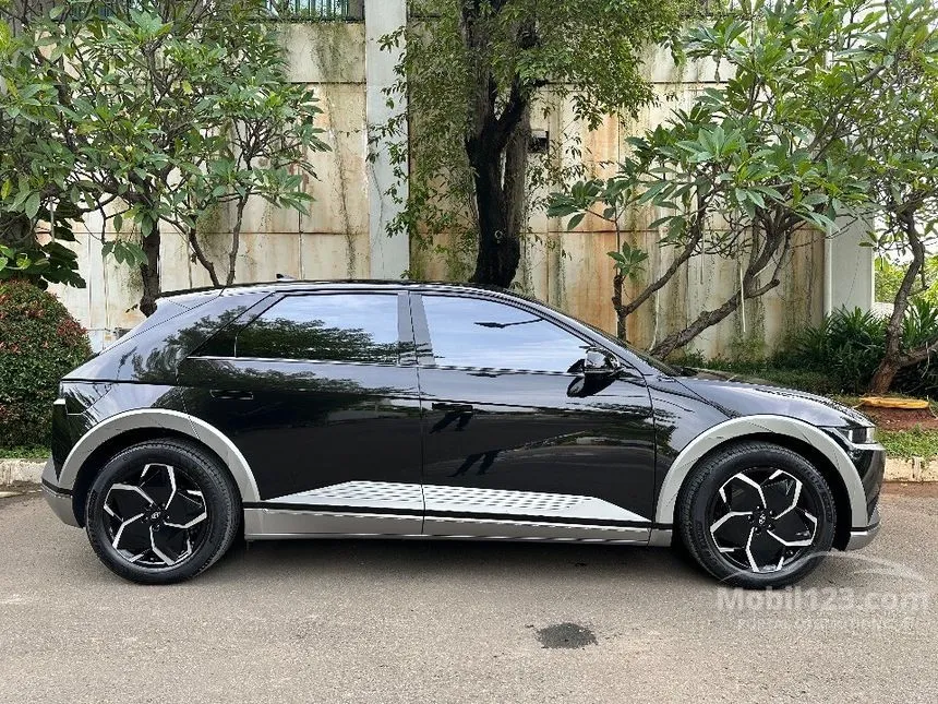 Jual Mobil Hyundai IONIQ 5 2022 Standard Range Signature di DKI Jakarta ...