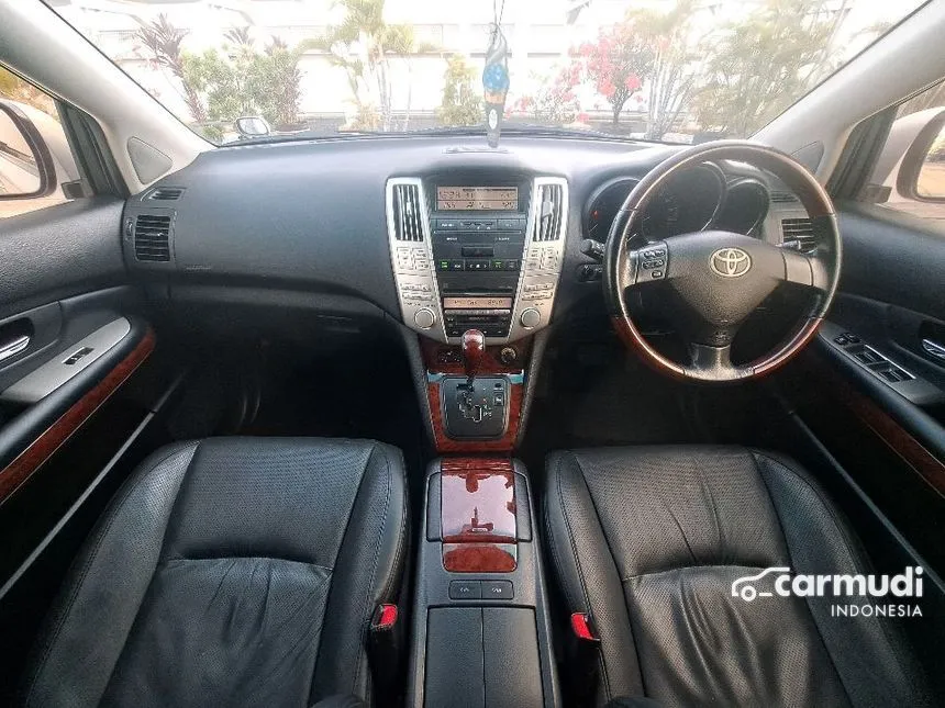 2010 Toyota Harrier 240G SUV