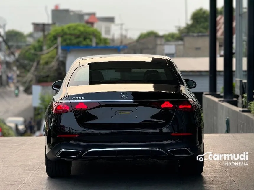 2025 Mercedes-Benz E300 AMG Line Sedan
