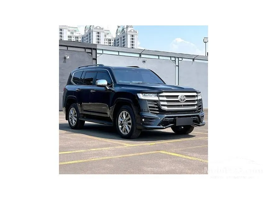 Jual Mobil Toyota Land Cruiser 2024 300 VX