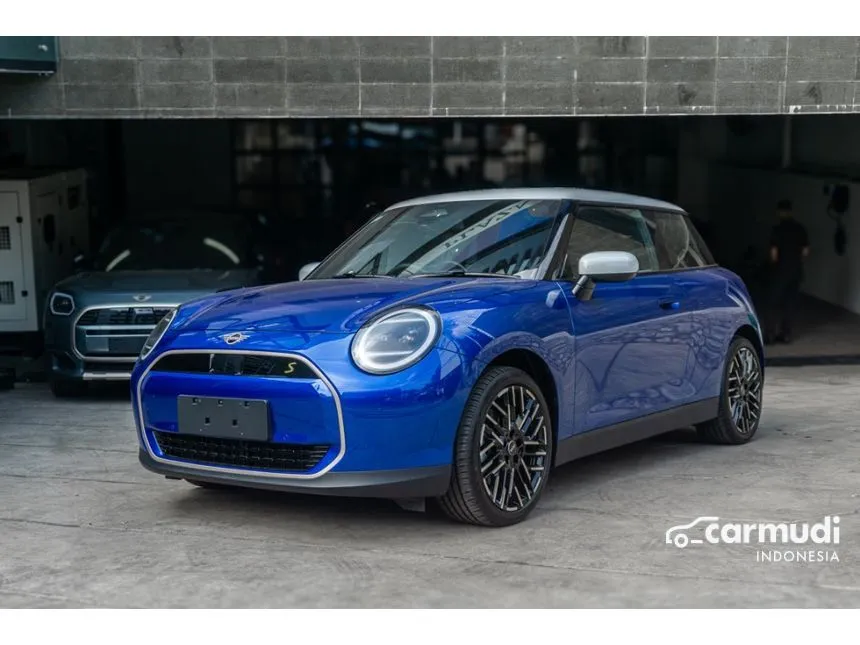 Jual Mobil MINI Cooper 2024 Cooper SE di DKI Jakarta Automatic Hatchback Biru Rp 1.036.000.000
