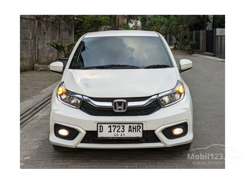 Jual Mobil Honda Brio 2019 Satya E 1.2 di Jawa Barat Automatic Hatchback Putih Rp 163.500.000