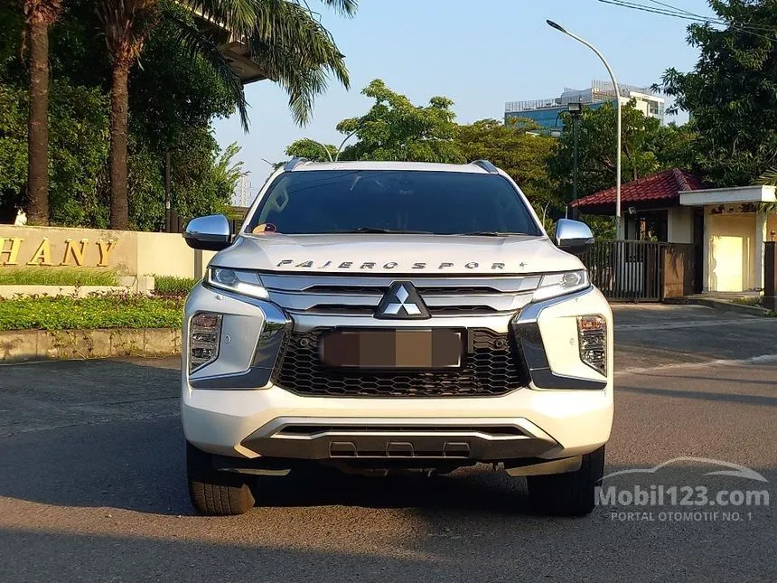 Jual Mobil Mitsubishi Pajero Sport 2022 Dakar 2.4 di Jawa Timur Automatic SUV Putih Rp 548.000.003
