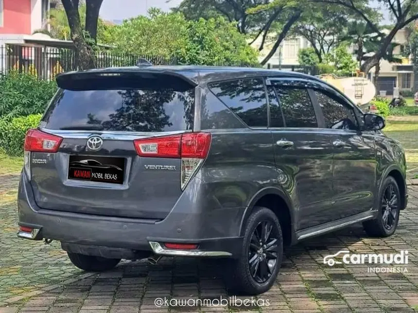 2017 Toyota Innova Venturer Wagon