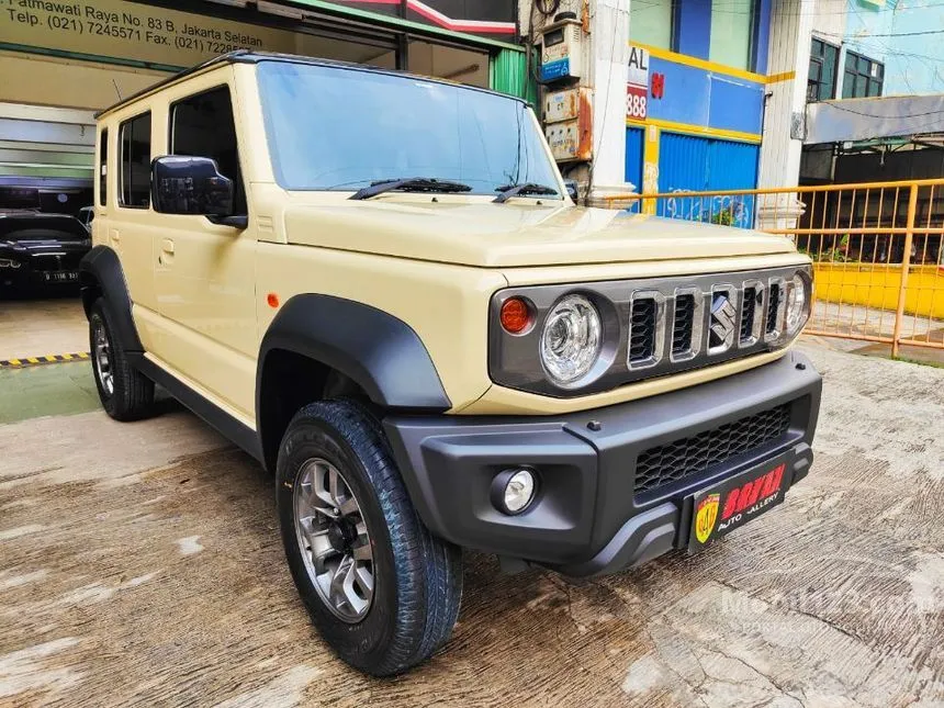 Jual Mobil Suzuki Jimny 2024 5 Door (2 Tone) 1.5 di DKI Jakarta Automatic SUV Kuning Rp 458.000.000