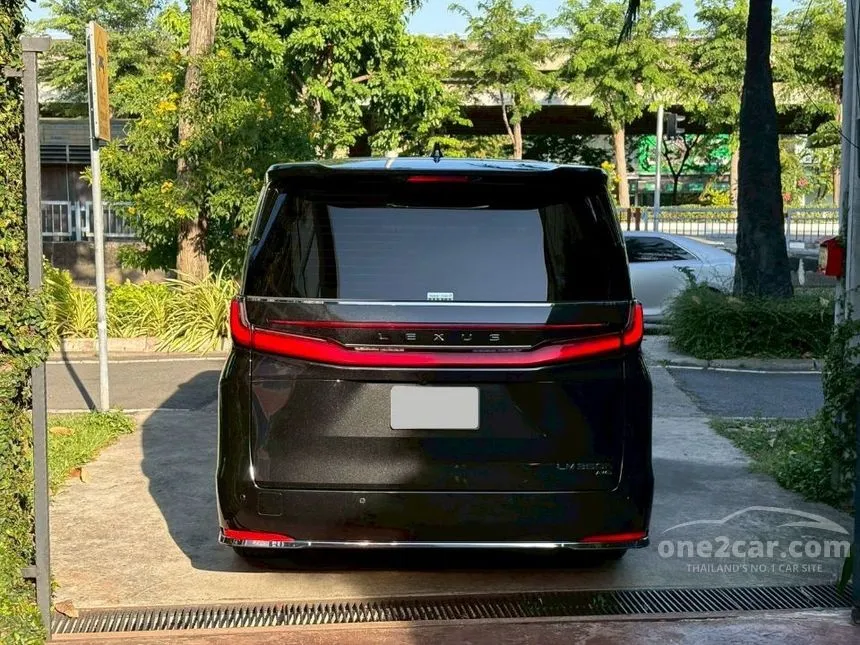 2025 Lexus LM350h Executive (7-Seater) Van