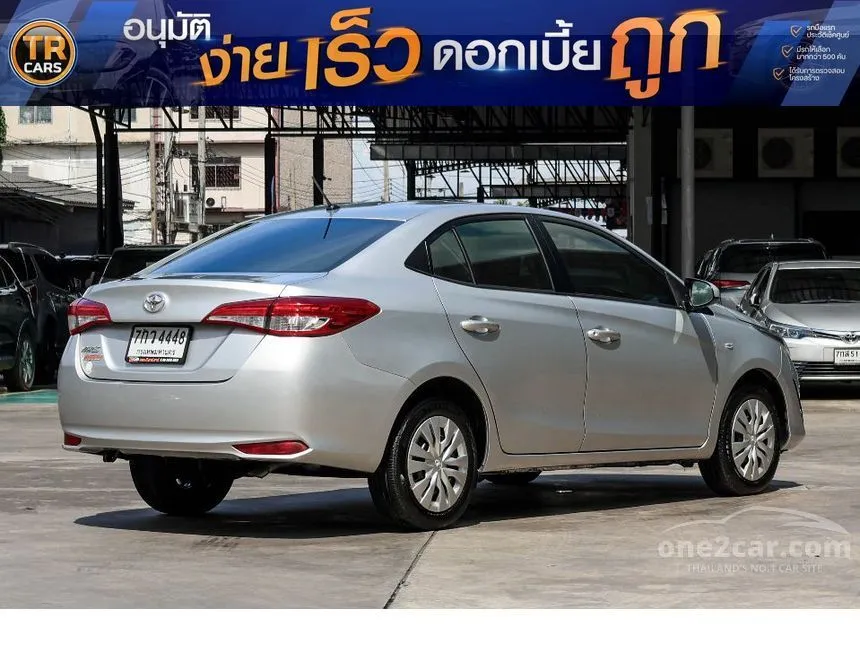 2018 Toyota Yaris Ativ J Sedan