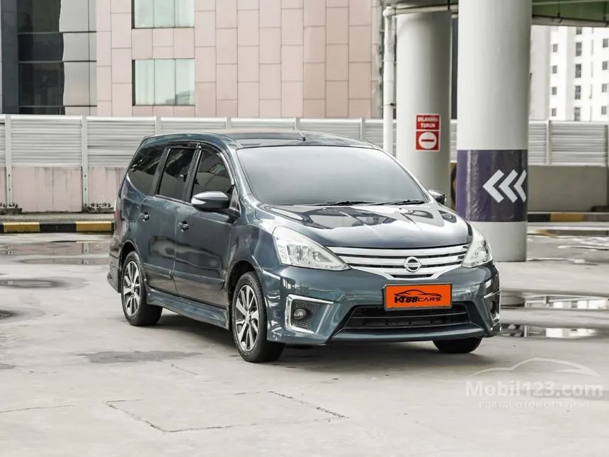 Jual Mobil Nissan Grand Livina 2015 Highway Star 1.5 di DKI Jakarta Automatic MPV Biru Rp 115.000.000