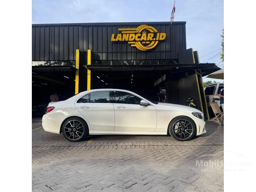 2021 Mercedes-Benz C300 AMG Line Sedan