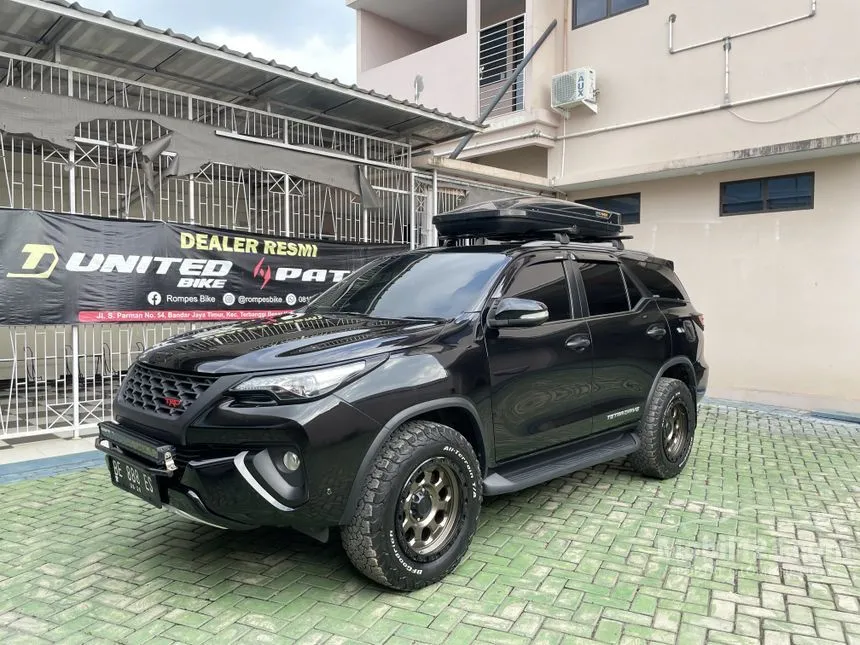 Jual Mobil Toyota Fortuner 2016 VRZ 4X4 2.4 di Lampung Automatic SUV Hitam Rp 425.000.000