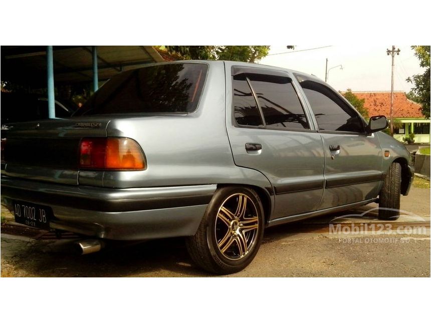 1991 Daihatsu Charade Classy Sedan