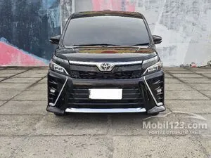 2018 Toyota Voxy 2.0 MPV