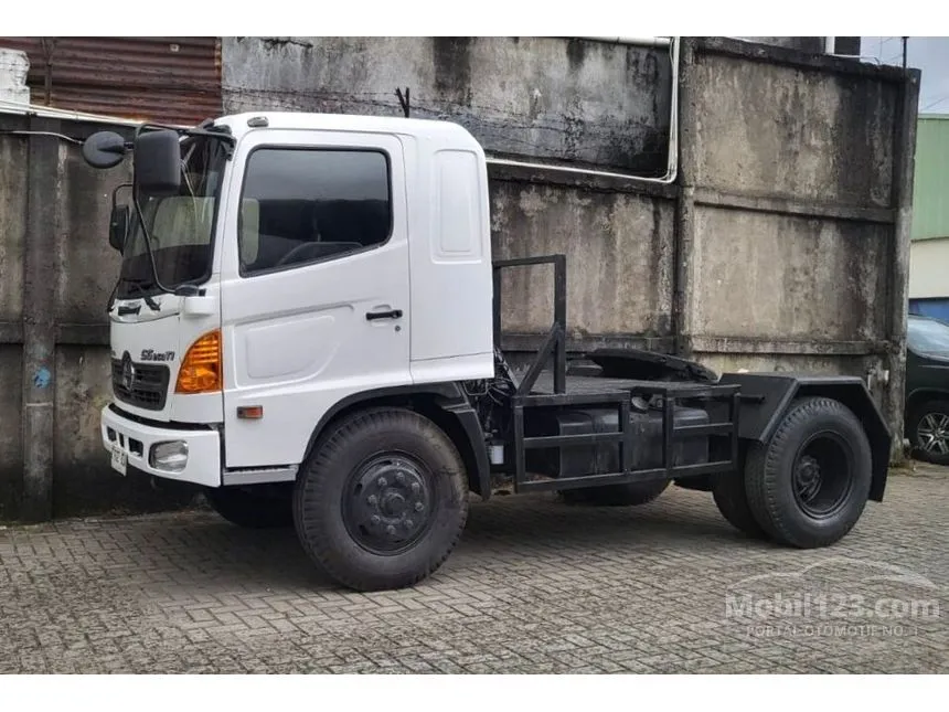 Jual Mobil Hino Ranger 2012 7.7 Manual 7.7 di DKI Jakarta Manual Trucks Putih Rp 470.000.000