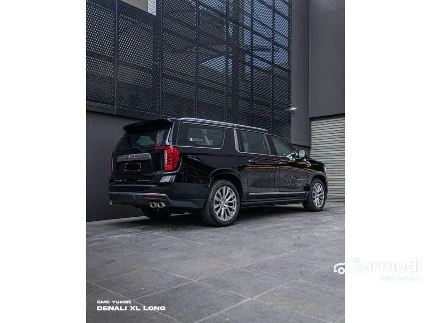 2023 GMC Yukon Denali XL Wagon