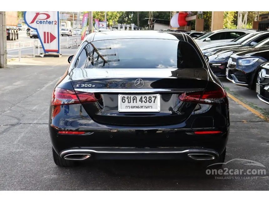 2022 Mercedes-Benz E300 e Avantgarde Sedan