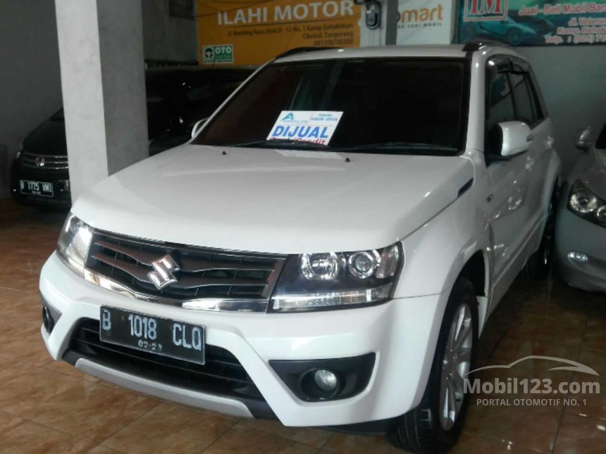 Jual Mobil  Suzuki  Grand  Vitara  2012 2 4 2 4 di  Banten  