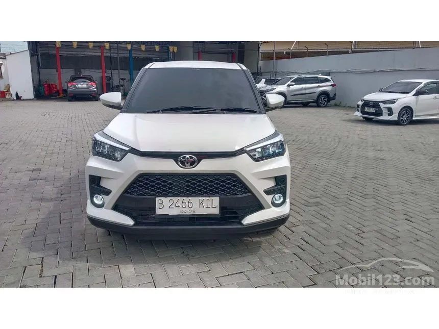 Jual Mobil Toyota Raize 2023 T G (1 Tone) 1.0 di Jawa Barat Automatic SUV Putih Rp 203.000.000
