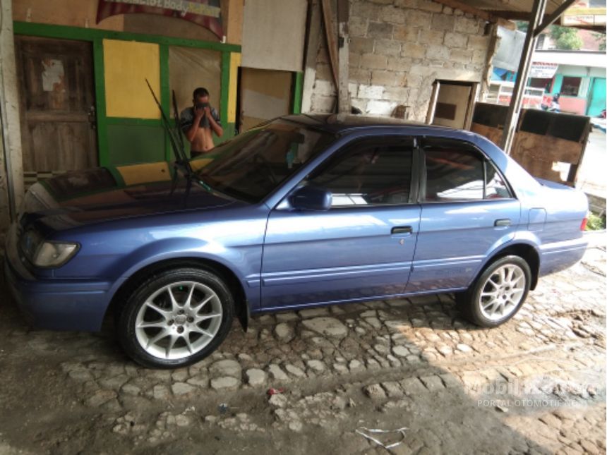 2000 Toyota Soluna GLi Sedan