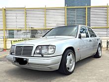 1986 Mercedes-Benz 300E 3.0 W124 Automatic Sedan