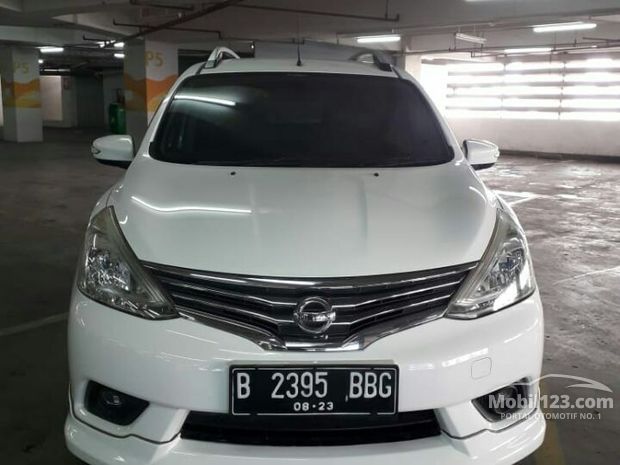 Nissan Grand Livina Mobil Bekas & Baru dijual di Indonesia 