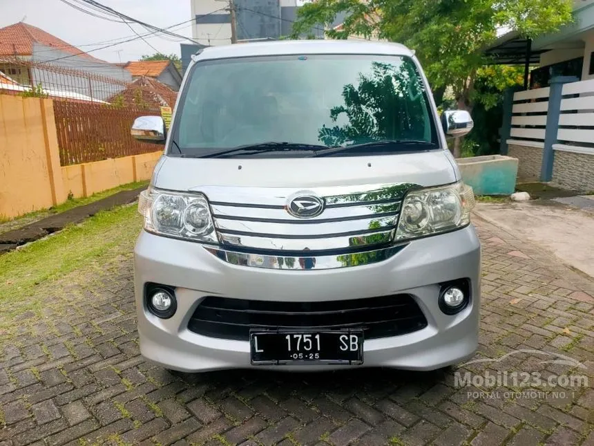 Jual Mobil Daihatsu Luxio 2017 X 1.5 di Jawa Timur Manual Van Silver Rp 155.000.000