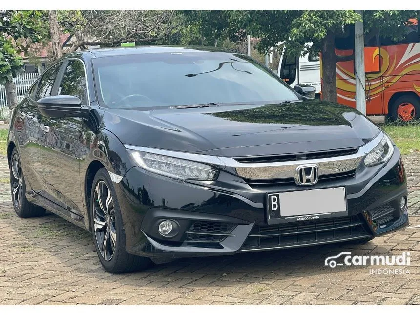 2017 Honda Civic ES Sedan