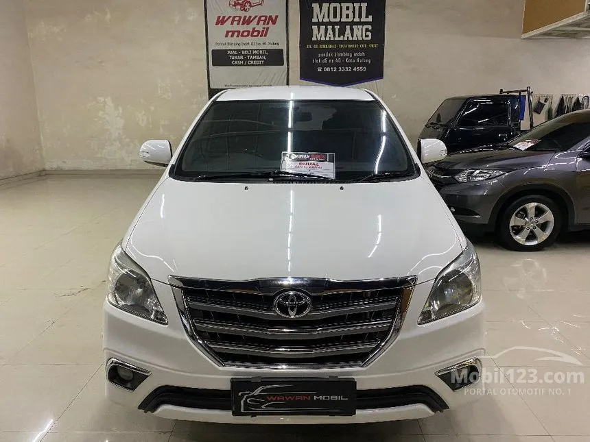 Jual Mobil Toyota Kijang Innova 2014 V 2.5 di Jawa Timur Manual MPV Putih Rp 255.000.000
