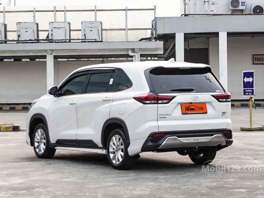 2026 Toyota Kijang Innova Zenix V HV (Premium Color) MPV
