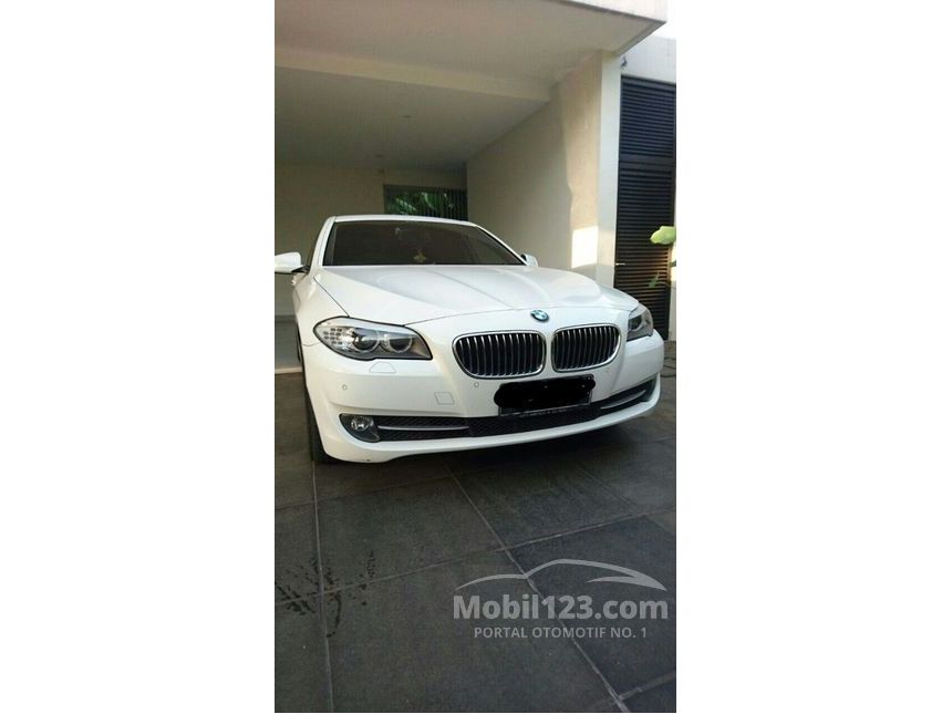 Jual Mobil  BMW 520d 2013 F10 Facelift 2 0 Diesel  Sedan  2 0 