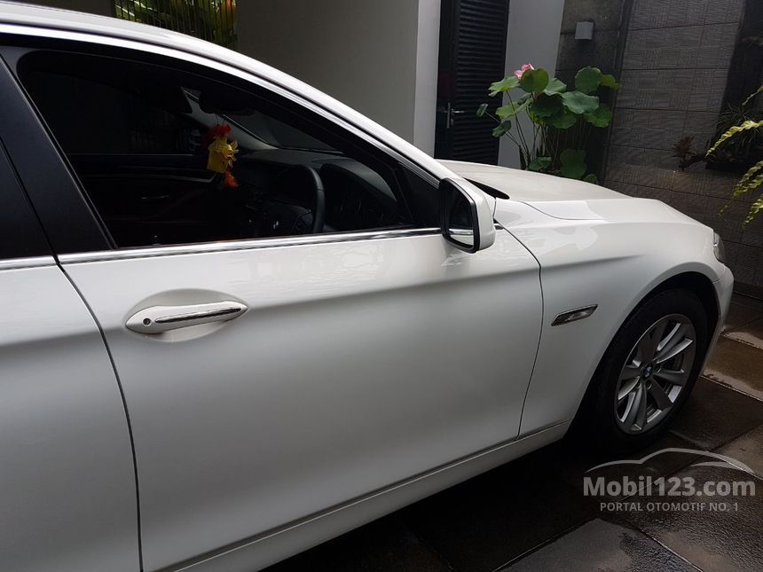 Jual Mobil  BMW 520d 2013 F10 Facelift 2 0 Diesel  Sedan  2 0 