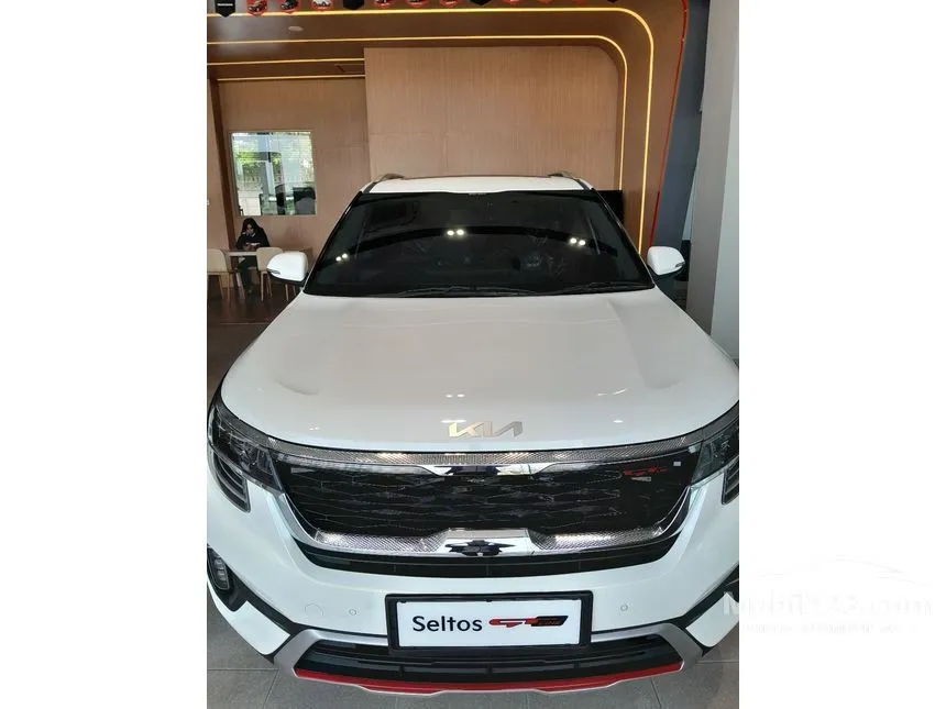 Jual Mobil KIA Seltos 2023 GT Line 1.4 di Jawa Barat Automatic Wagon Putih Rp 386.500.000