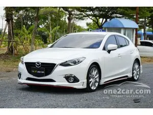 2015 Mazda 3 2.0 (ปี 14-18) SP Sports Hatchback