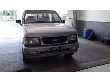 1999 Isuzu Panther 2.5 SUV New Royal Sangat Istimewa