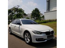 WARANTY 2020, KM 57RB, BMW F30 320i Sport Mei 2015 NIK 2014 Putih